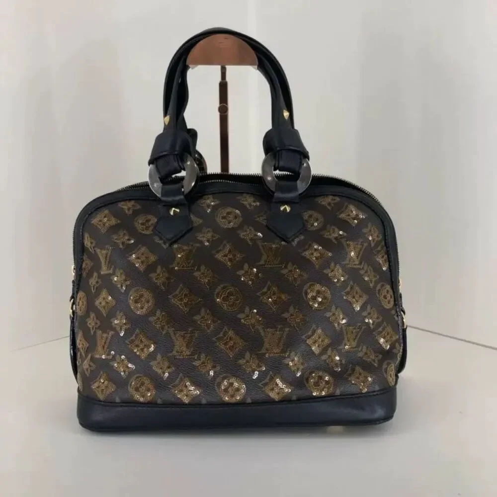 Louis Vuitton Women Pre-Loved Bag Very Good Condition